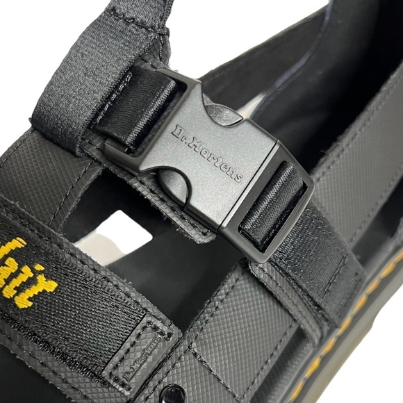 Dr. Martens Men’s Pearson Leather Webbing Strap Sandal